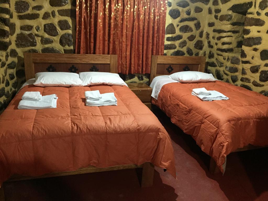 Rumi Sonqo Hostel Ollantaytambo Exterior foto