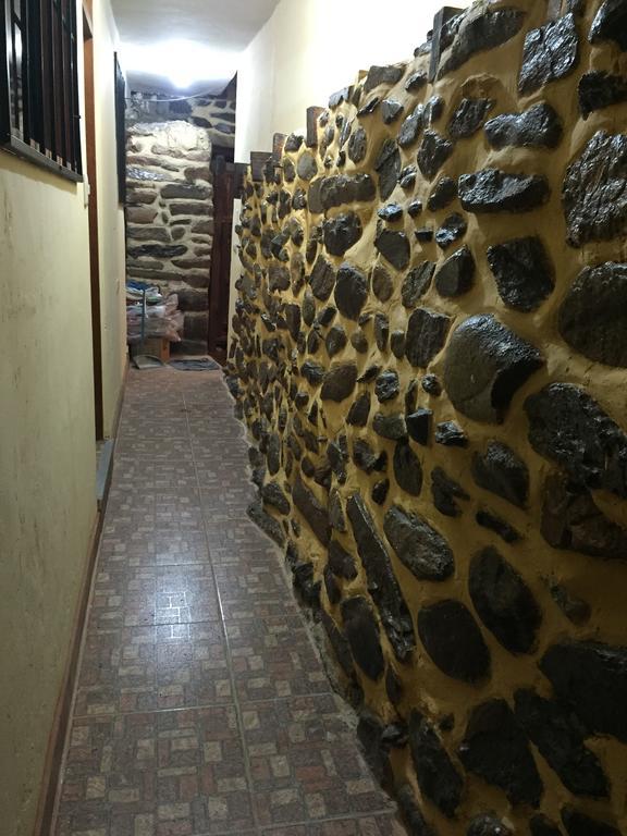 Rumi Sonqo Hostel Ollantaytambo Exterior foto