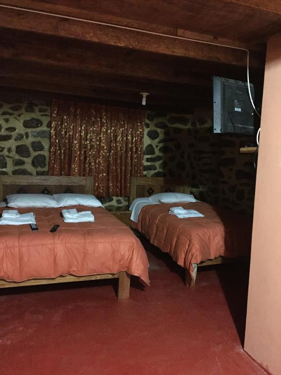 Rumi Sonqo Hostel Ollantaytambo Exterior foto